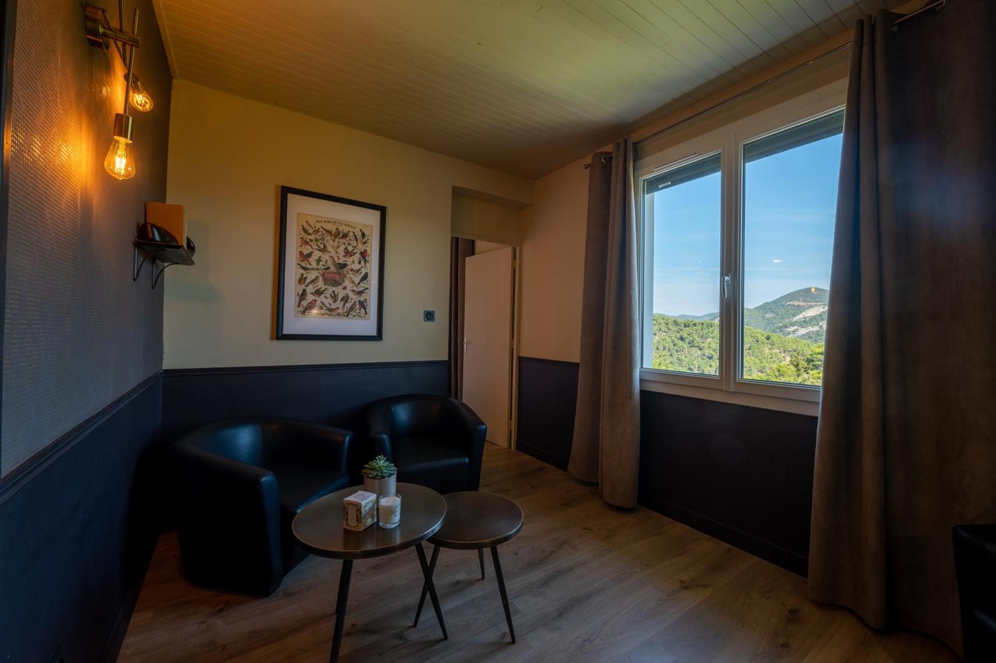 Logis Hotel Restaurant Le Plantevin Propiac Exteriör bild